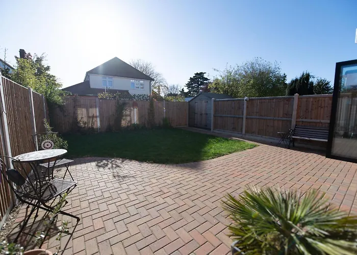 La Casita - Inside The Gates Of Frinton-On-Sea